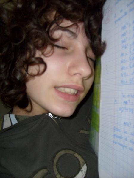 voil&agrave; comment &ccedil;a finit quand on travail trop.